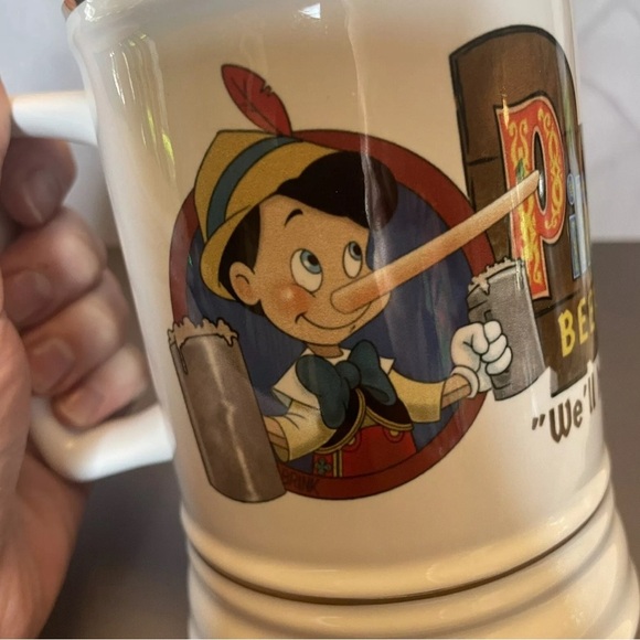Disney Pinocchio Beer Garden Beer Stein 22 Oz White Gold Ceramic - Picture 9 of 9